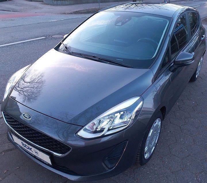 Gebraucht Ford Fiesta Cool & Connect 95 PS (69 kW) 2020 Magneticgrau Kleinwagen