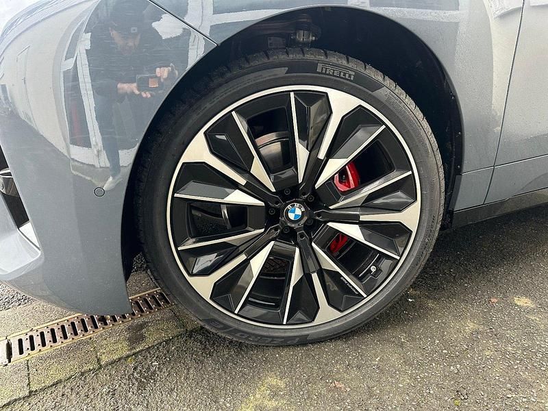 Gebraucht BMW iX 400 kW (544 PS) 2025 Grau SUV