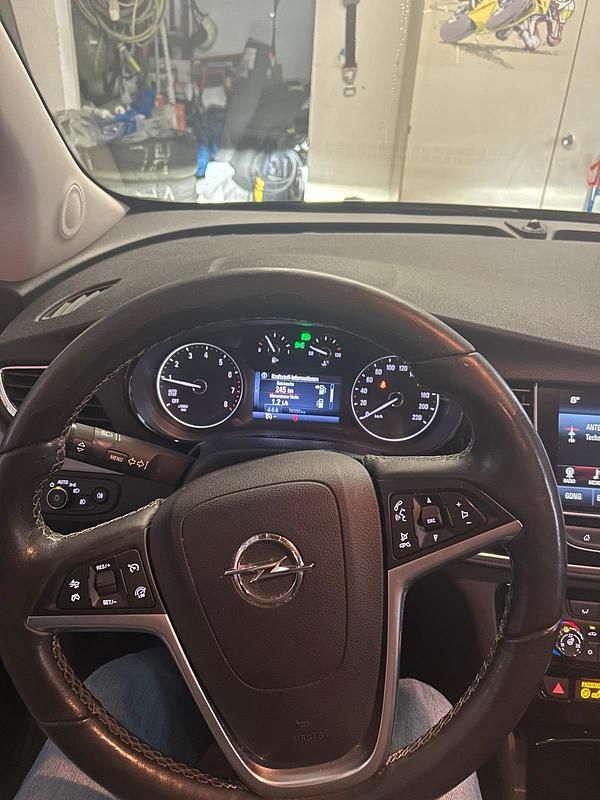 Blau Gebraucht 2018 Opel Mokka X Design Edition SUV | 11.500 € (Guter Preis) - Bild 1/4