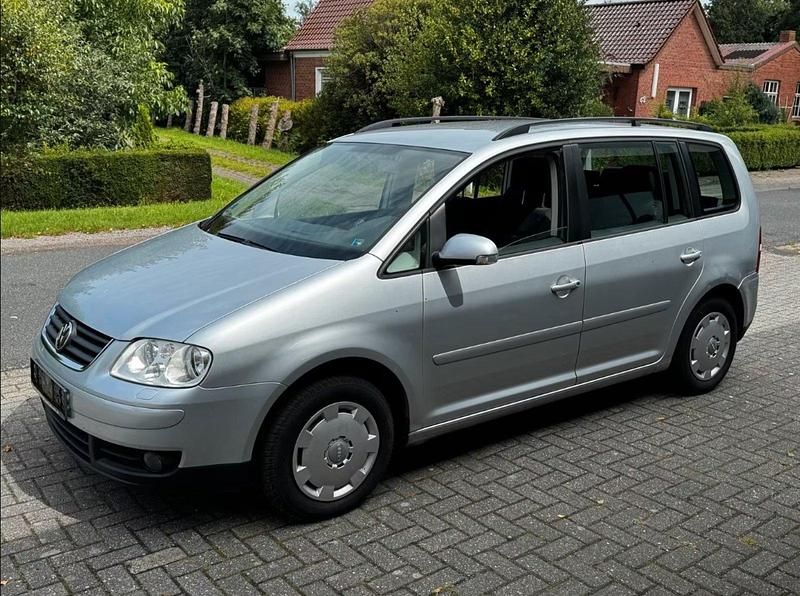 Silber Gebraucht 2005 VW Touran Van / Kleinbus | 1.350 € (Superpreis) - Bild 1/4