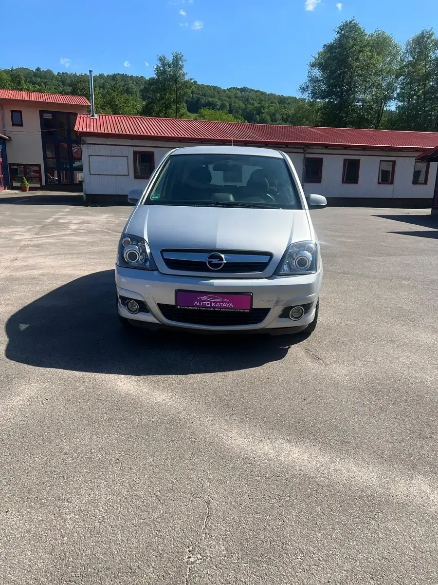 Gebraucht Opel Meriva 125 PS (91 kW) 2009 Silber Van / Kleinbus