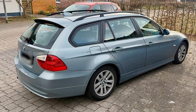 Gebraucht BMW 320 163 PS (119 kW) 2007 Andere farben Kombi