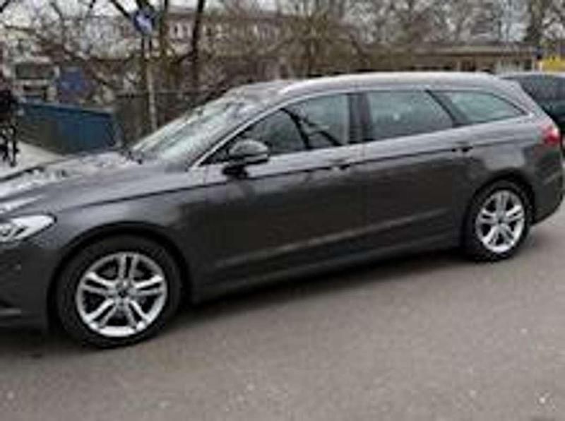 Gebraucht Ford Mondeo Titanium 150 PS (110 kW) 2015 Magneticgrau (metallic) Kombi