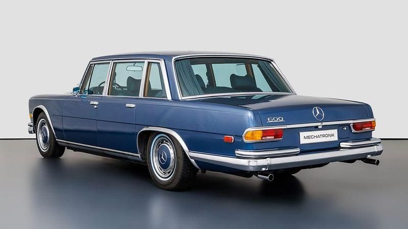 Gebraucht Mercedes 600 250 PS (183 kW) 1972 Blau Limousine
