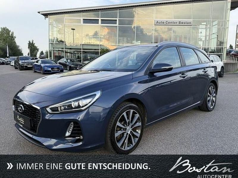 Blau Gebraucht 2017 Hyundai i30 Kombi | 12.900 € (Fairer Preis) - Bild 1/4