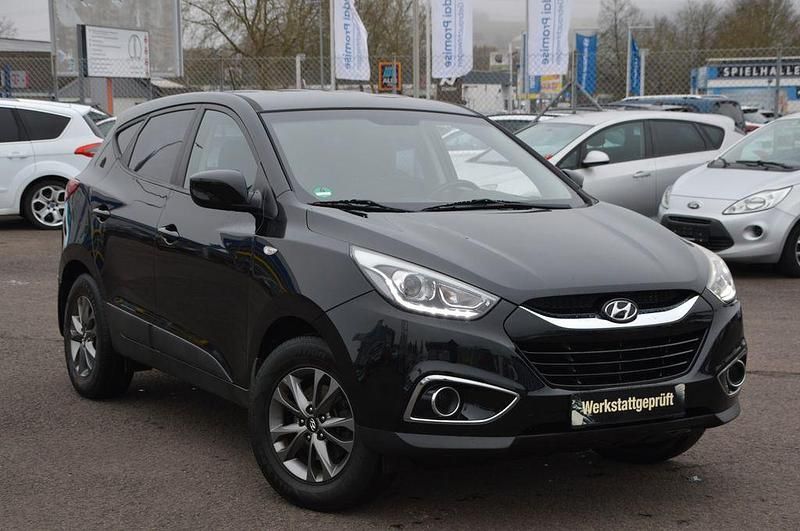 Schwarz Gebraucht 2015 Hyundai ix35 SUV | 9.999 € (Fairer Preis) - Bild 1/4