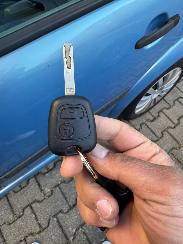 Gebraucht Citroën C3 58 PS (42 kW) 2002 Blau Kleinwagen