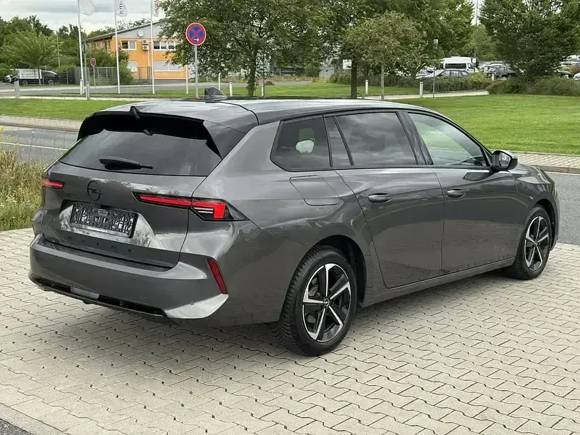 Gebraucht Opel Astra 131 PS (96 kW) 2025 Moonstone grey Kleinwagen