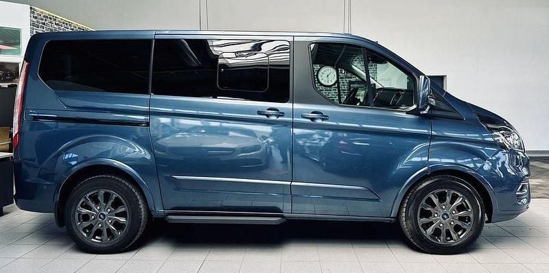 Gebraucht Ford Tourneo Custom 185 PS (136 kW) 2019 Blau Van