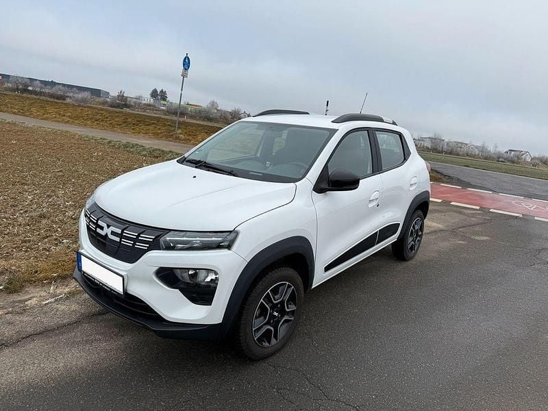 Gebraucht Dacia Spring Essentiel 33 kW (45 PS) 2023 Weiß Kleinwagen