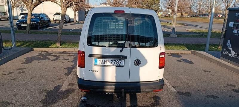 Second-hand VW Caddy Trendline 75 CP (55 kW) 2016 Alb Monovolum