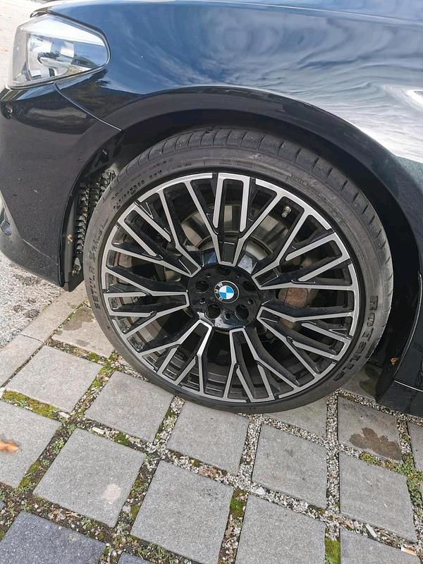 Gebraucht BMW 530 265 PS (194 kW) 2017 Schwarz Kombi