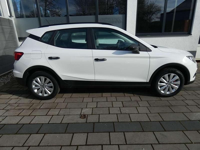 Gebraucht Seat Arona Reference 95 PS (69 kW) 2020 "candy" weiss SUV