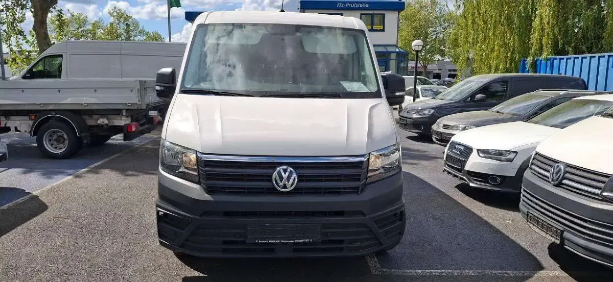Gebraucht VW Crafter 140 PS (102 kW) 2022 Candyweiß Van