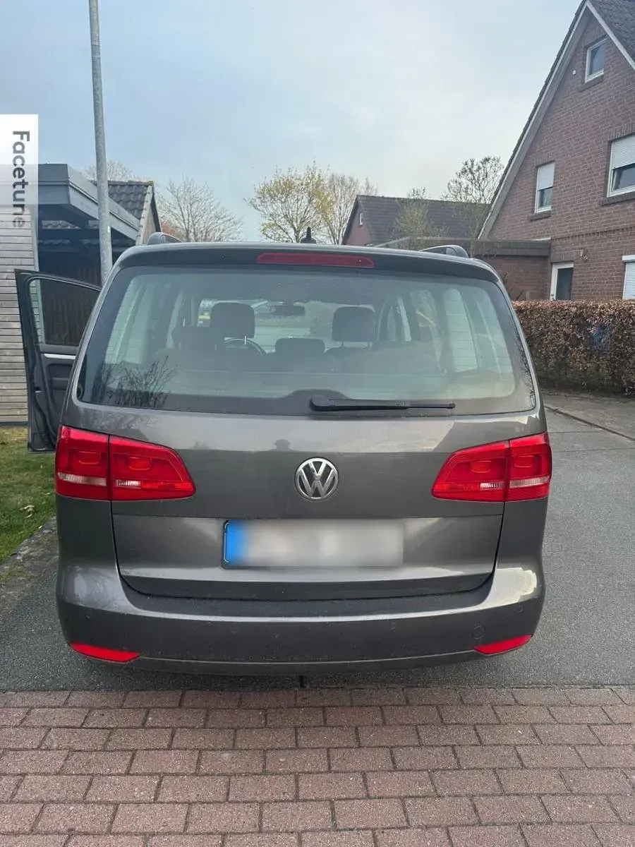 Gebraucht VW Touran Highline 140 PS (102 kW) 2012 Grau Van / Kleinbus