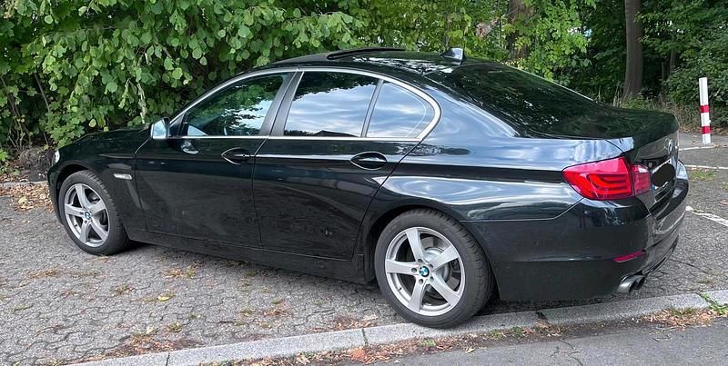 Gebraucht BMW 114 204 PS (150 kW) 2011 Schwarz Kleinwagen
