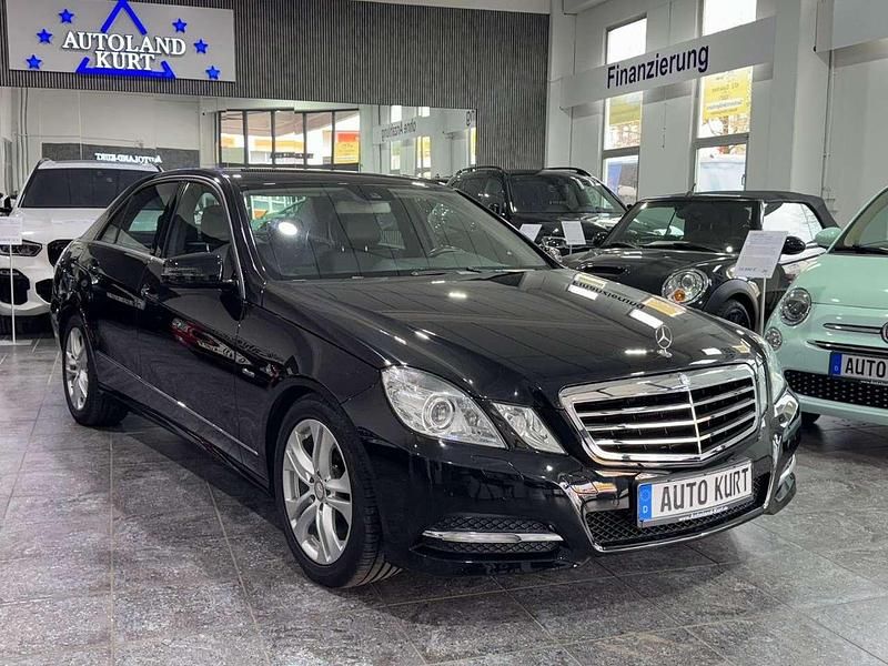 Gebraucht Mercedes E250 204 PS (150 kW) 2011 Schwarz Limousine