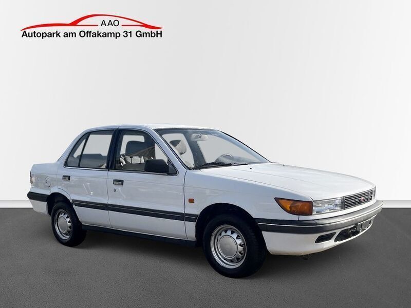 Second-hand Mitsubishi Lancer 90 CP (66 kW) 1992 Alb Berlinǎ
