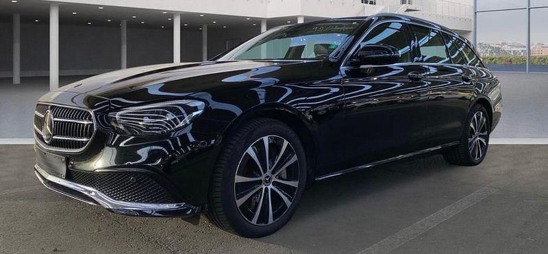 Gebraucht Mercedes E300 194 PS (142 kW) 2020 Schwarz Kombi