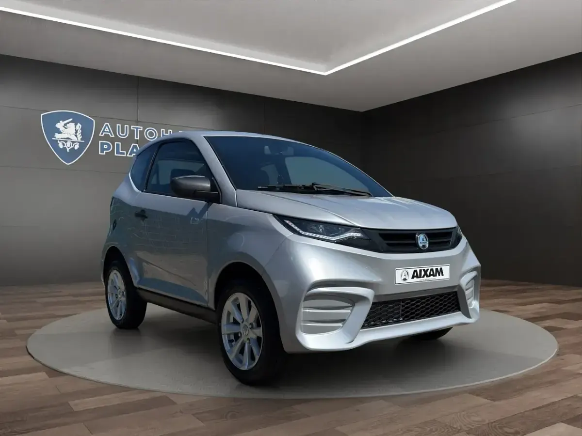 Neu Aixam City Pack 2026 Silbermetallic