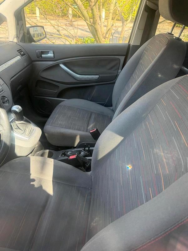 Second-hand Ford C-MAX 100 CP (73 kW) 2007 Roșu Monovolum