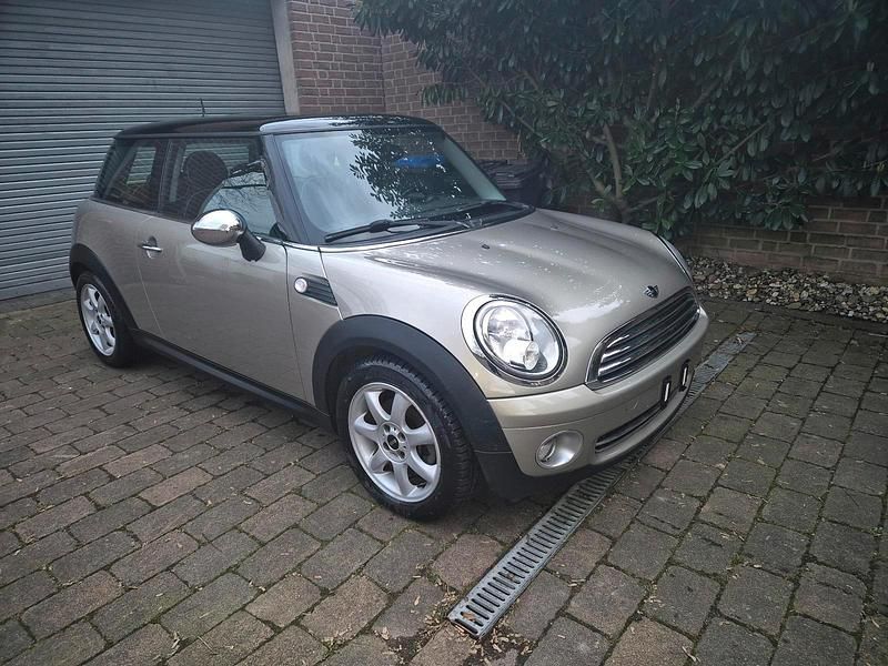 Gebraucht Mini Cooper 120 PS (88 kW) 2007 Braun Kleinwagen