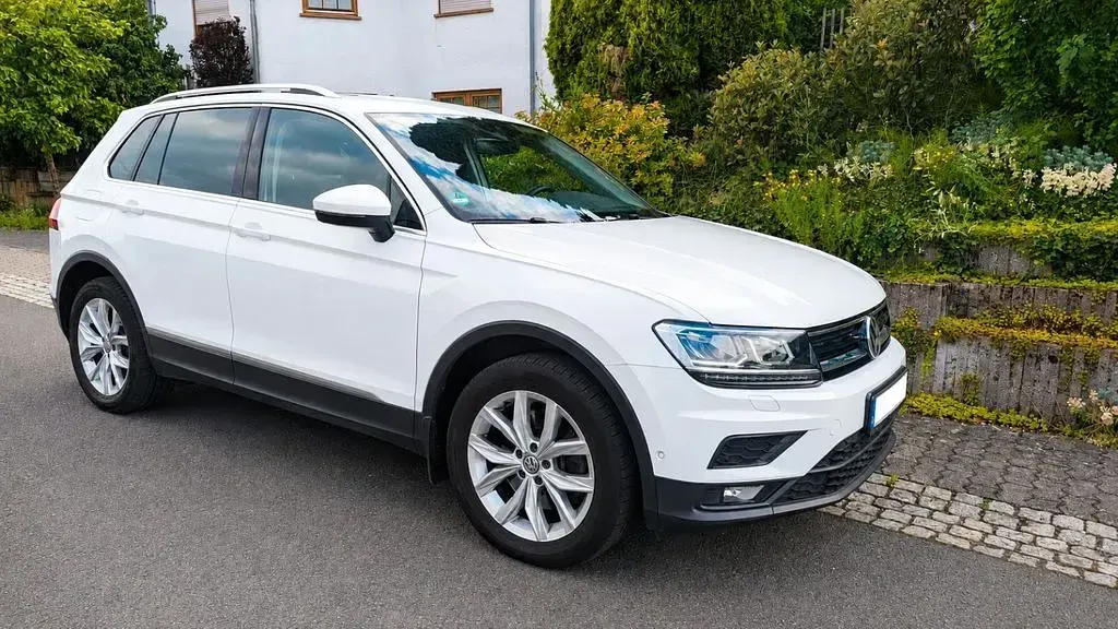 Gebraucht VW Tiguan 190 PS (139 kW) 2020 Weiß SUV