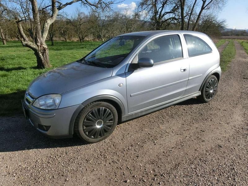 Gebraucht Opel Corsa 80 PS (58 kW) 2005 Silber Kleinwagen