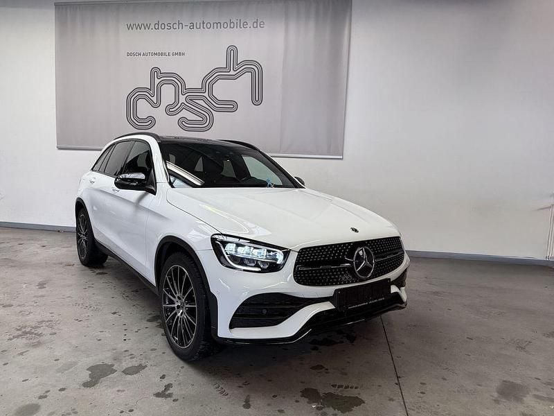 Gebraucht Mercedes GLC200 AMG 163 PS (119 kW) 2021 Polarweiss SUV