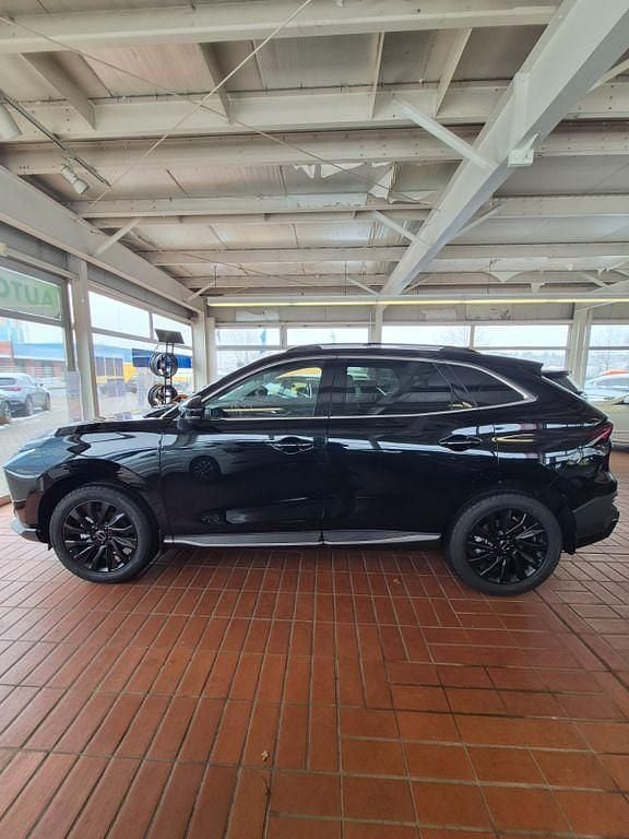 Neu DFSK Forthing 5 177 PS (130 kW) 2026 Schwarz SUV