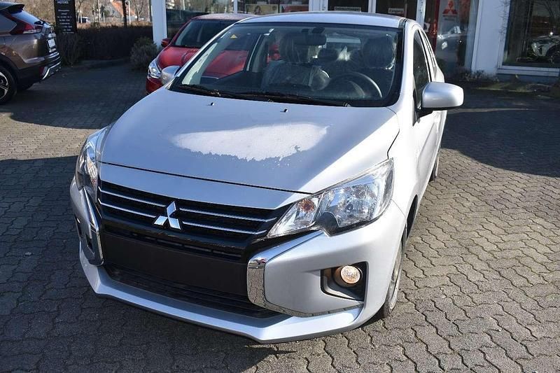Coolsilber Neu 2025 Mitsubishi Space Star Select Limousine | 13.990 € - Bild 1/4