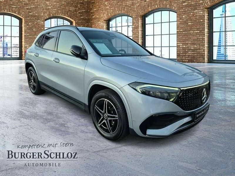 Gebraucht Mercedes EQA300 AMG 167 kW (228 PS) 2024 Metalliclack hightechsilber SUV