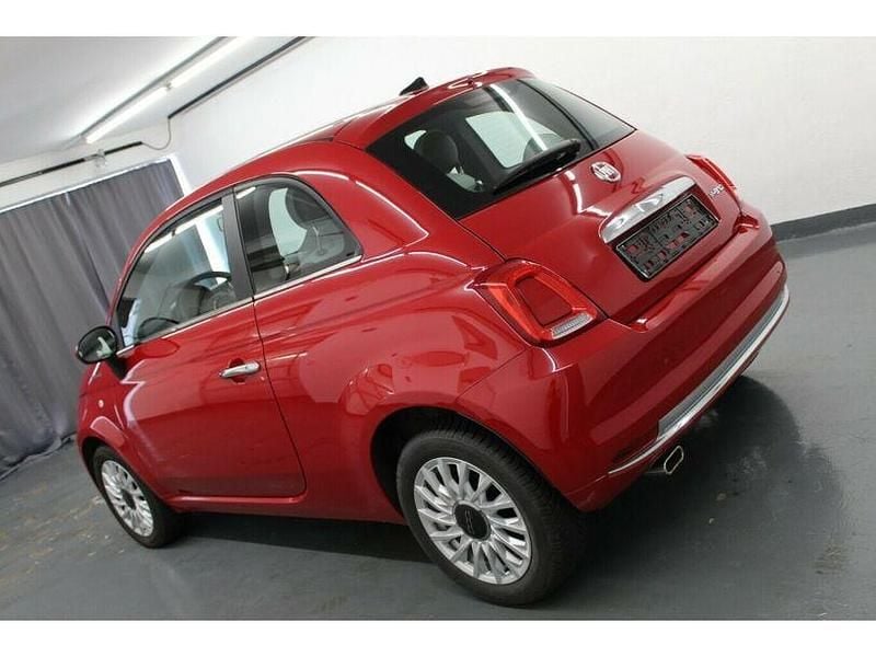 Gebraucht Fiat 500 Dolcevita 69 PS (50 kW) 2022 Passione rot Kleinwagen