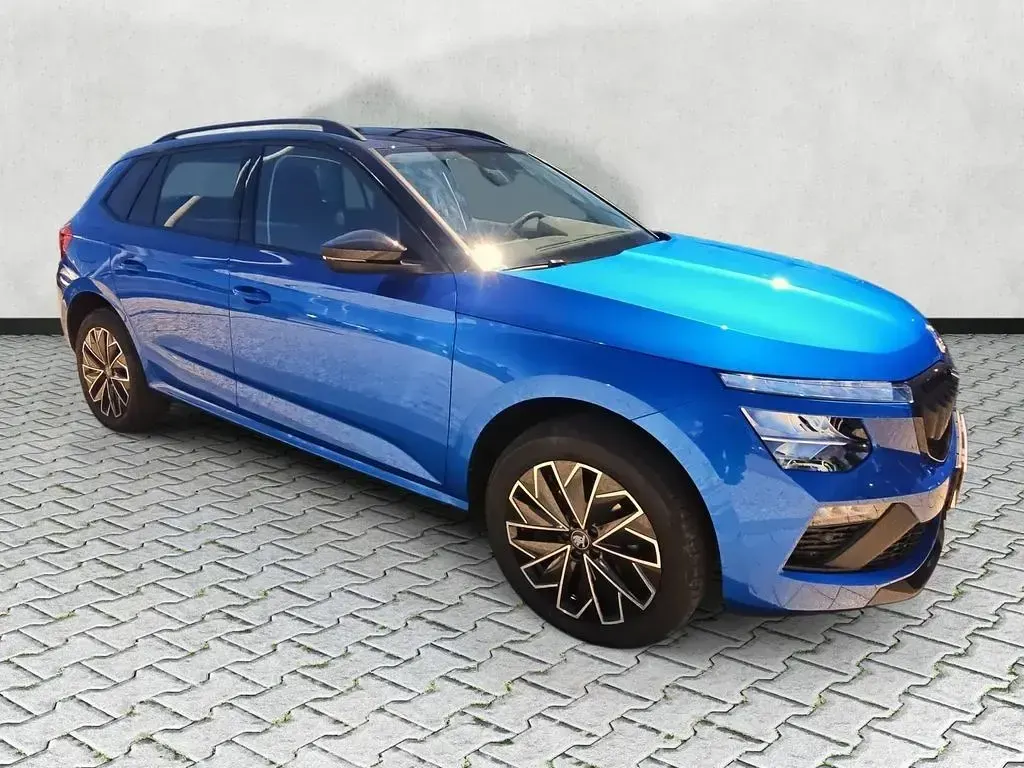 Neu Skoda Kamiq Selection 116 PS (85 kW) 2026 Raceblau metallic SUV