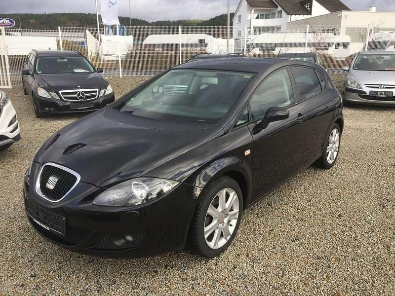 Schwarz Gebraucht 2008 Seat Leon Style Limousine | 3.400 € (Fairer Preis) - Bild 1/4