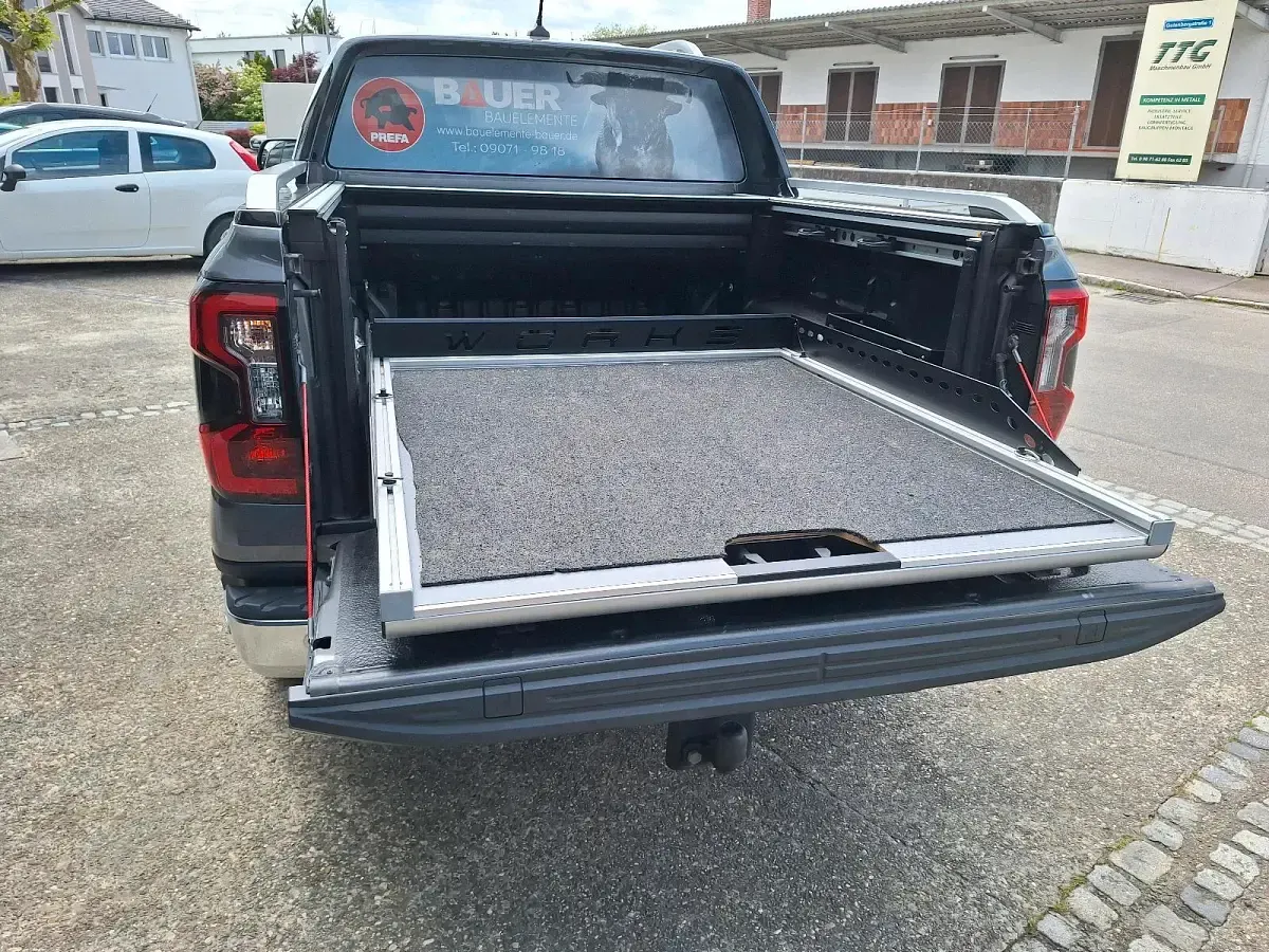 Gebraucht Ford Ranger Platinum 241 PS (177 kW) 2024 Grau Pickup