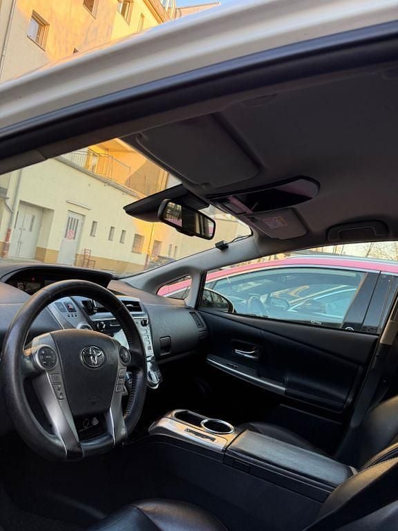 Gebraucht Toyota Prius+ 136 PS (100 kW) 2019 Weiß Van / Kleinbus