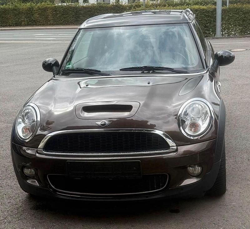 Braun Gebraucht 2008 Mini Cooper S Clubman Kombi | 7.990 € (Etwas zu teuer) - Bild 1/4