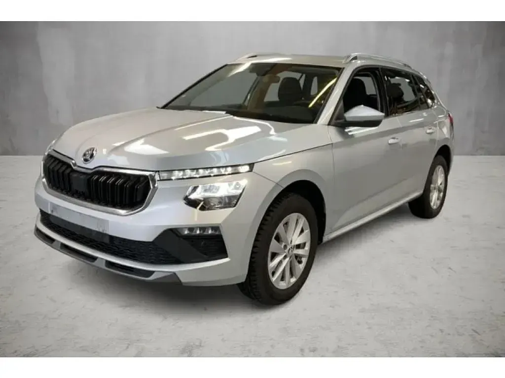 Gebraucht Skoda Kamiq Selection 116 PS (85 kW) 2025 Brillantsilber (metallic) SUV