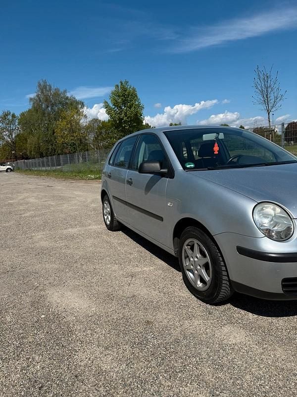 Używany VW Polo 75 KM (55 kW) 2002 Srebrny Hatchback