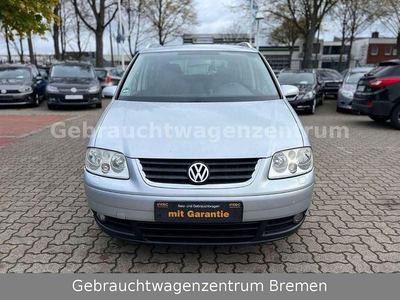 Gebraucht VW Touran Highline 116 PS (85 kW) 2005 Silber Van / Kleinbus