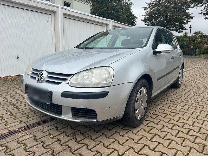 Silber Gebraucht 2006 VW Golf V Kleinwagen | 990 € (Superpreis) - Bild 1/4