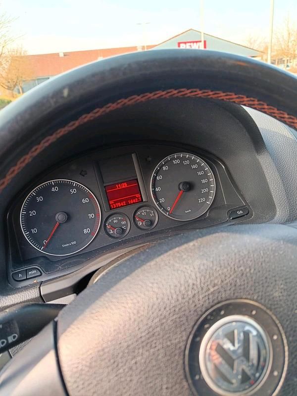 Gebraucht VW Golf V 102 PS (75 kW) 2006 Grau Kleinwagen