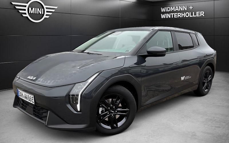 Grau Neu 2025 Kia EV4 Earth Limousine | 40.380 € (Superpreis) - Bild 1/4