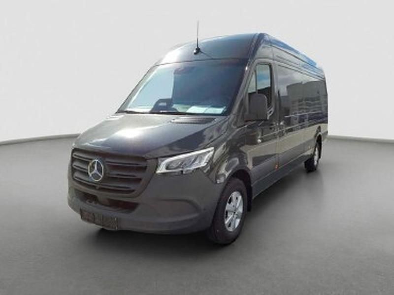 Second-hand Mercedes E-Sprinter 110 kW (150 CP) 2024 Negru Van