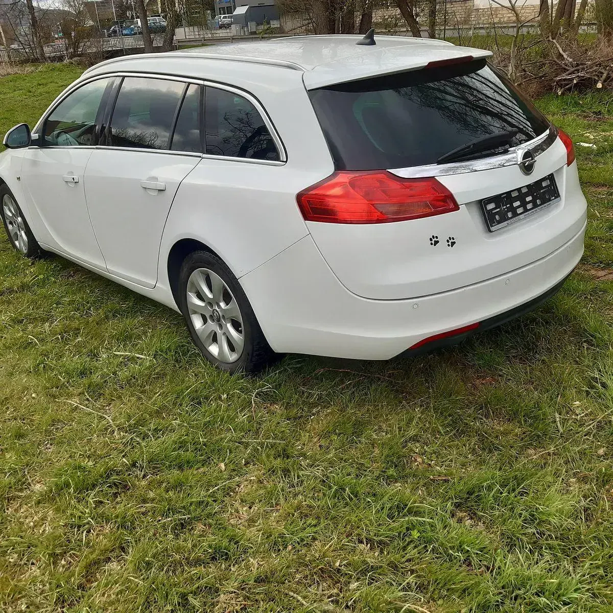 Gebraucht Opel Insignia 131 PS (96 kW) 2012 Weiß Kombi