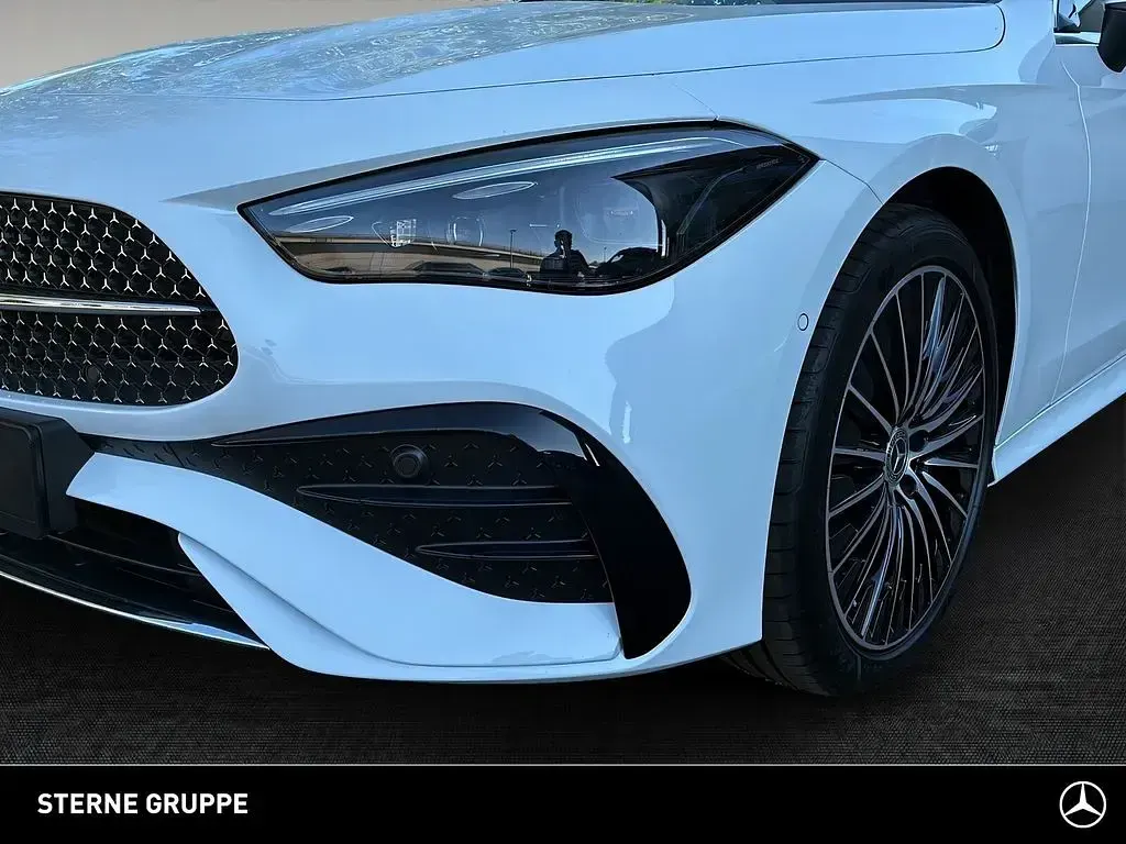 Gebraucht Mercedes CLE200 AMG 204 PS (150 kW) 2024 Weiß Cabrio
