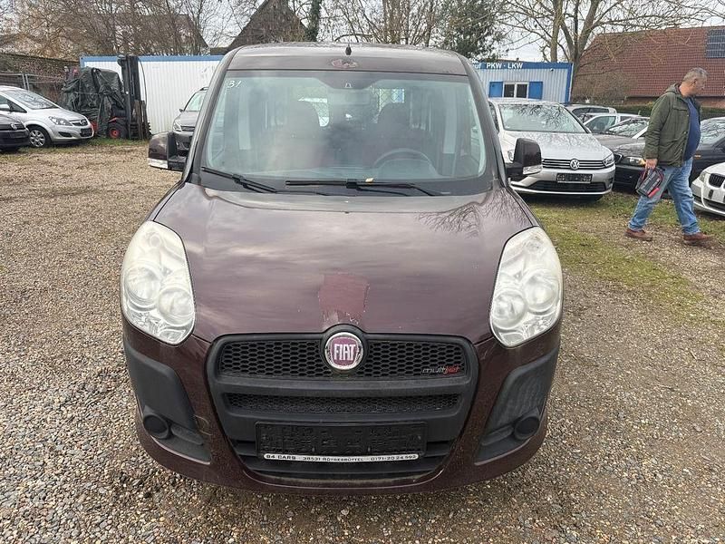 Gebraucht Fiat Doblò Dynamic 90 PS (66 kW) 2011 Van / Kleinbus