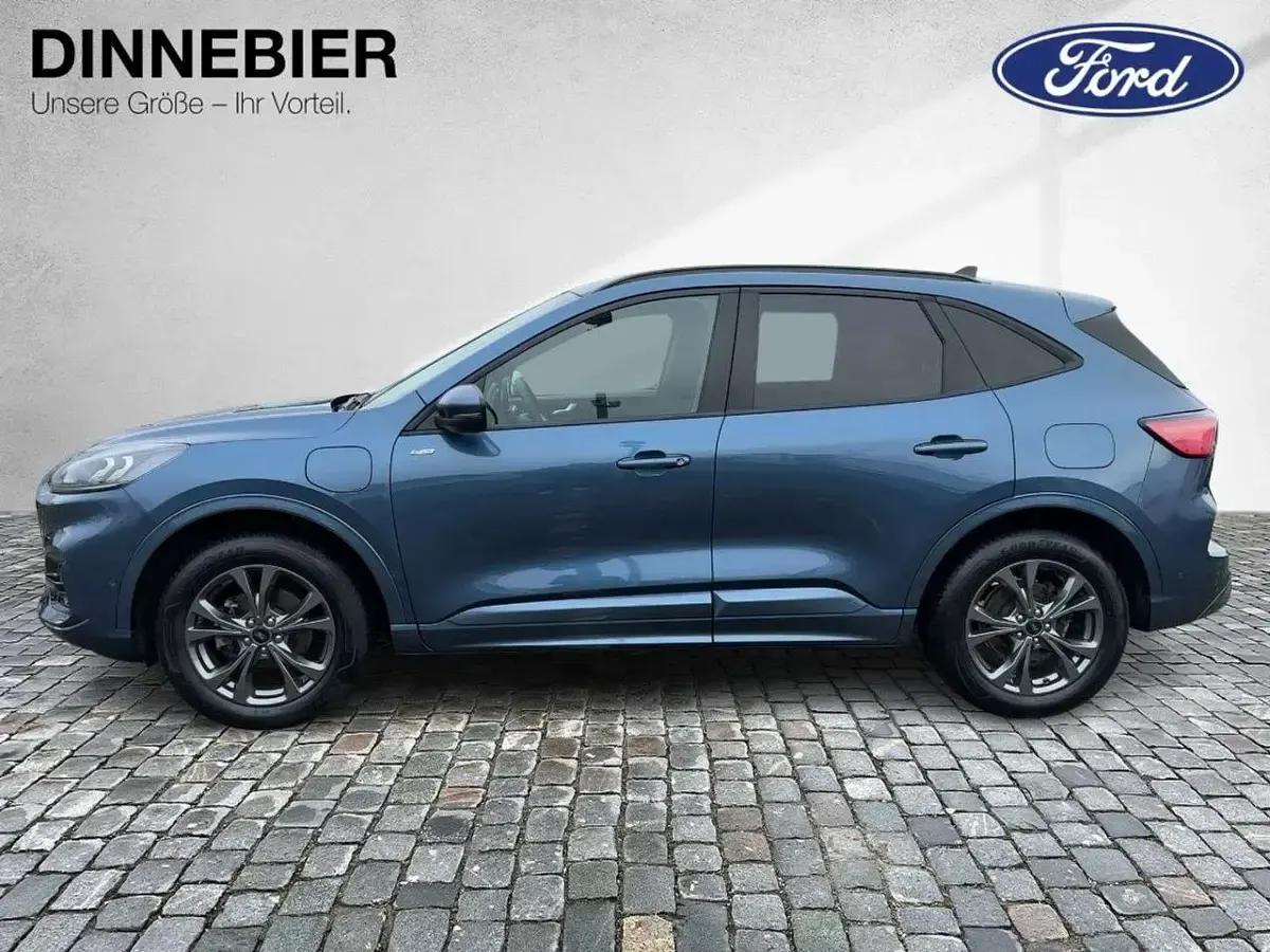 Gebraucht Ford Kuga ST-Line X 224 PS (164 kW) 2022 Blau (metallic) SUV