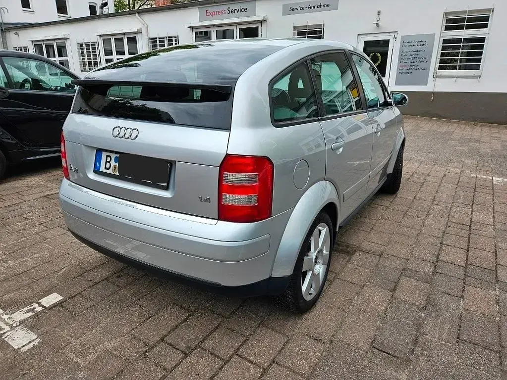 Gebraucht Audi A2 75 PS (55 kW) 2000 Silber Kleinwagen